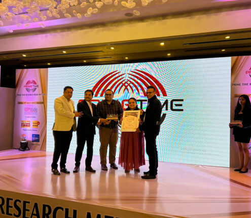 Dr. Sanket Chakraverty 6 Recognized for excellence in Dental Implants, Smile Makeovers, and Advanced Cosmetic Dentistry.